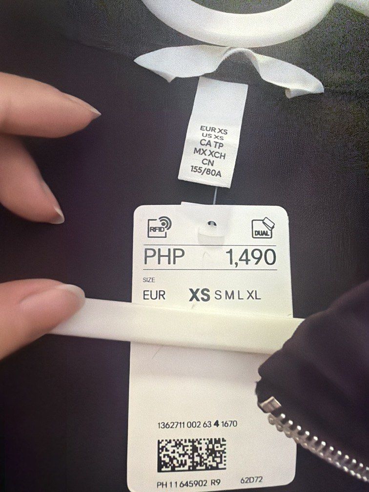 H&m jacket (Category: Coats, Jackets and Outerwear) located in Quezon City. Submitted by destashingmycloset (Listing ID 1470156210, Image 2). Description: .