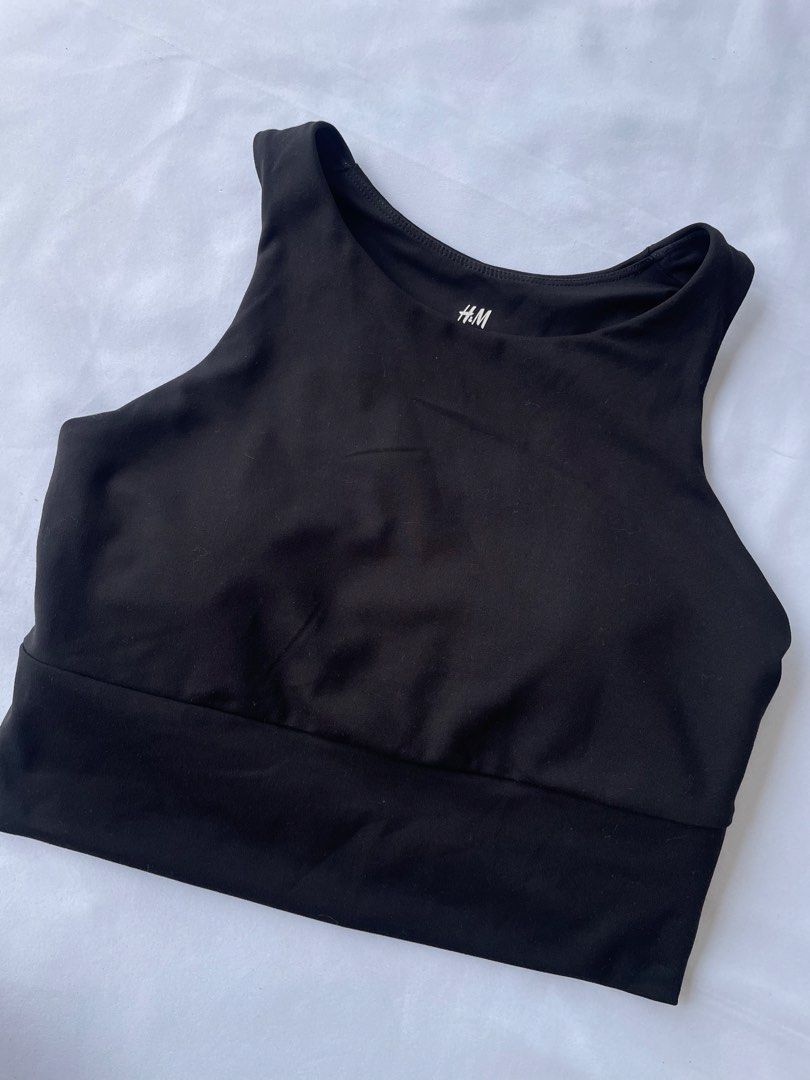 H&M Seamless Sports Bralette Active Top (Category: Activewear) located in Subic. Submitted by sleevesandbottoms (Listing ID 1470315868, Image 1). Description: H&M Seamless Sports Bralette Active Top ₱350 plus shipping fee Removable Pads Black | Medium 🚚J&T Olongapo City.