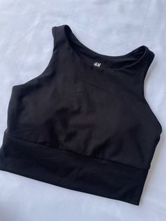 (Category: ) located in . Submitted by sleevesandbottoms (Listing ID 1470315868, Image 1). Description: .