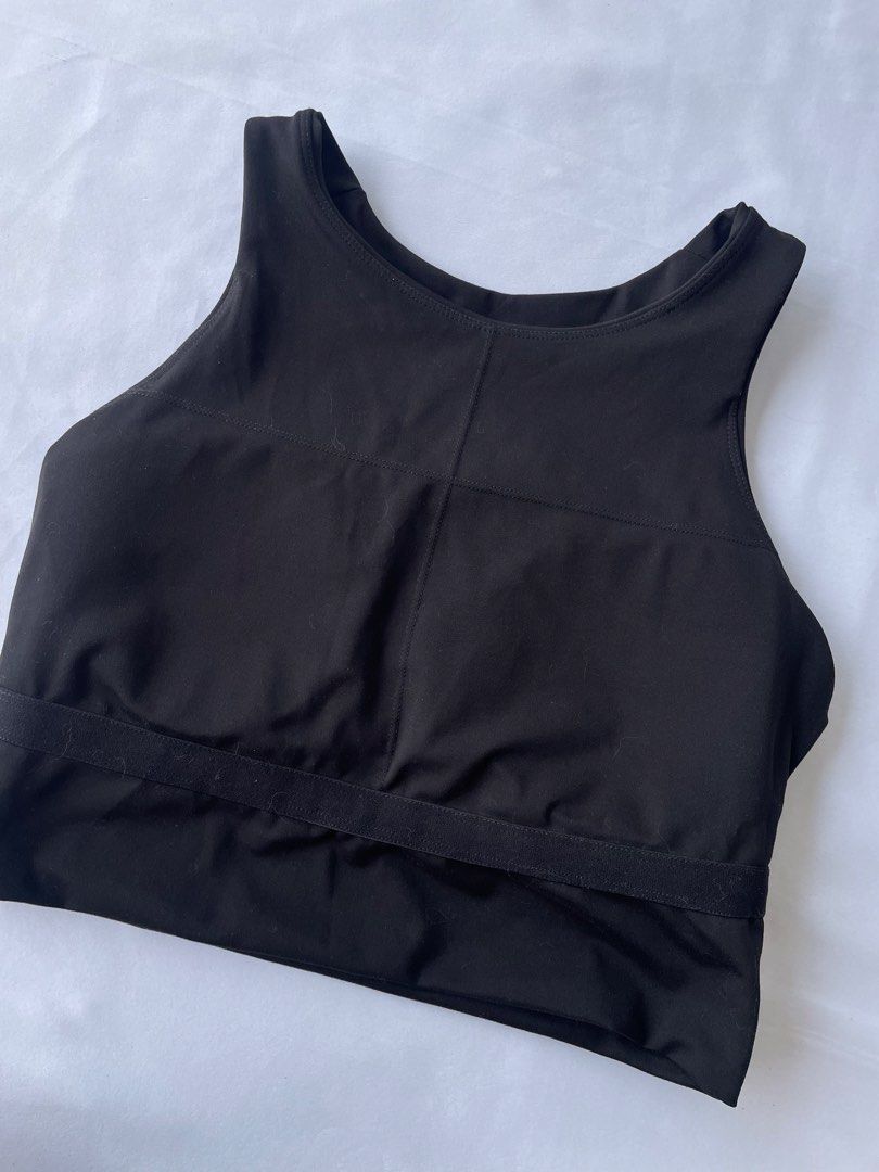 H&M Seamless Sports Bralette Active Top (Category: Activewear) located in Subic. Submitted by sleevesandbottoms (Listing ID 1470315868, Image 3). Description: H&M Seamless Sports Bralette Active Top ₱350 plus shipping fee Removable Pads Black | Medium 🚚J&T Olongapo City.
