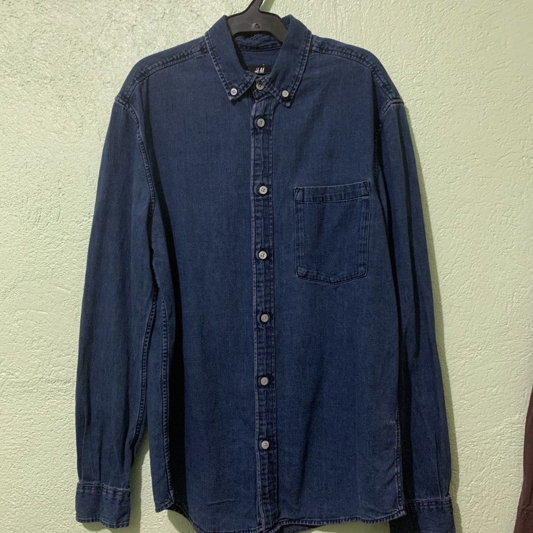 H&M Soft Denim Longsleeves (Category: Tshirts & Polo Shirts ) located in Camalig. Submitted by ryrilim (Listing ID 1470297361, Image 3). Description: 🎄🎅Decluttering 2026 Pre-Christmas Sale! 🎉🎊 📦Shipping will be shouldered by the buyer 🚚 Courier: J&T 🏧 BDO or G Cash Style it like a true fashionista with H&M, GAP, Old Navy, A&F, Redwood, Uniqlo, J. Crew and any other trendy brands just for less than 250 pesos. .