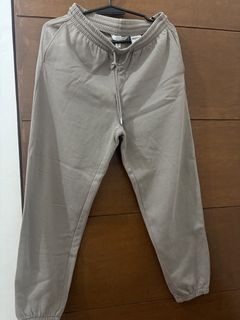 (Category: ) located in . Submitted by closetfinds_ph_952 (Listing ID 1470266036, Image 1). Description: .