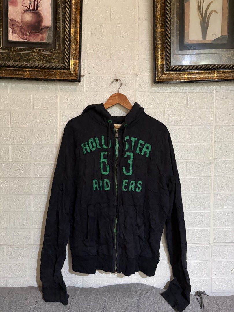 hollister jackets (Category: Coats, Jackets and Outerwear) located in Santa Rosa. Submitted by jeremydeas56388 (Listing ID 1470186804, Image 1). Description: size xl on tag no issue .