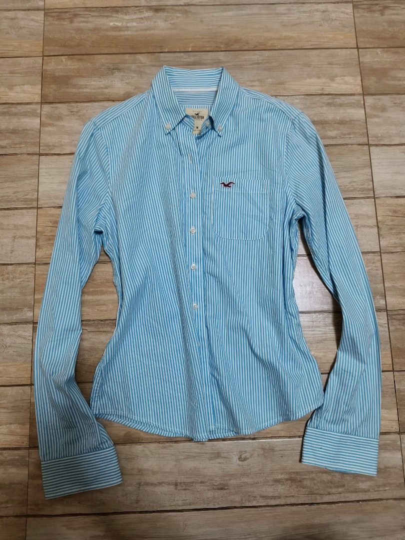 Hollister top (Category: Longsleeves) located in Siniloan. Submitted by talktotheroses (Listing ID 1470296165, Image 1). Description: no issue.