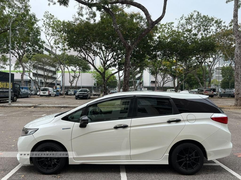 Honda Shuttle Hybrid 1.5X Auto, Cars, Used Cars on Carousell