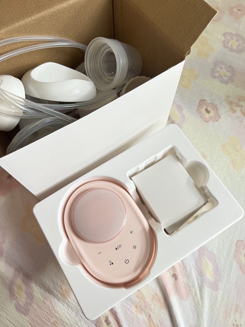 Horigen Wondermore Breast Pump with Freebies (Category: Breastfeeding & Bottle Feeding) located in Quezon City. Submitted by kallymorales (Listing ID 1470225366, Image 3). Description: Only used twice Complete kit No issue Freebies 33 Mamalac capsules Mama’s Choice Nipple cream 8 pcs Lactaglow coffee Breastmilk storage bag Add 1k for 2 pieces Dr. Isla EB29 Wearable Breast Pump with 4 pieces milk collector (800 each original price) Loc: Eastwood, 