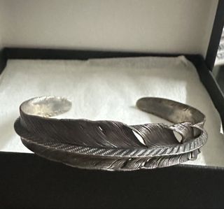 （分類：）位於 。 由 suitmlme 提交（商品編號 1470269046，圖片 1）。簡介： 。