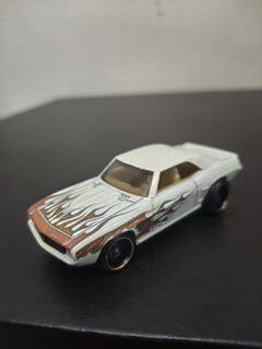 Hot Wheels Custom Chevy Nova Wagon Flame Paint, Toys & Collectibles ...