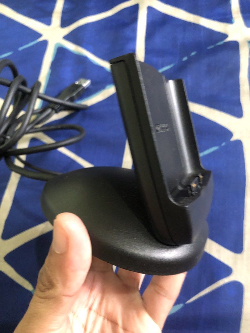HP PDA docking system (Category: Cables & Adaptors) located in Quezon City. Submitted by markgolveo (Listing ID 1470169176, Image 3). Description: HP PDA docking system.