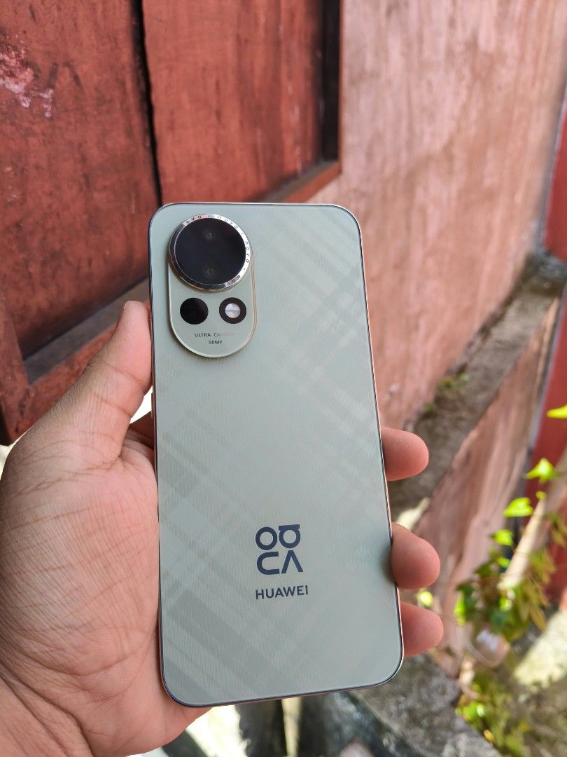 HUAWEI NOVA 13 (Category: Huawei) located in Manila. Submitted by raffiel181 (Listing ID 1470155877, Image 3). Description: HUAWEI NOVA 13 256GB 12GB+3GB HiSilicon Kirin 8000 (7nm) 5000mAh long battery Life Fingerprint on display✅ Face Unlock ✅ No history repair No issue.