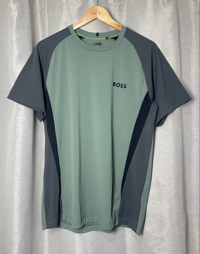 HUGO BOSS Drifit shirt (Category: Tshirts & Polo Shirts ) located in General Trias. Submitted by luxfinds2019 (Listing ID 1470196113, Image 2). Description: Hugo Boss shirt dryfit 2500 shipped! Medium to large 21by27.5 Good as new 💯 Ganda 😎 Pag wala kumuha mine yan 😁 Loc laguna Pm.