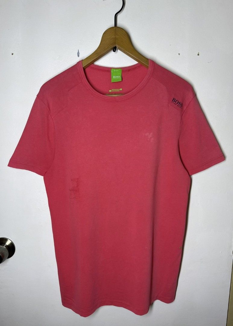 HUGO BOSS PERFORMANCE SHIRT (Category: Formal Shirts) located in Manila. Submitted by lunaras_declutter (Listing ID 1470164027, Image 1). Description: medium excellent condition.