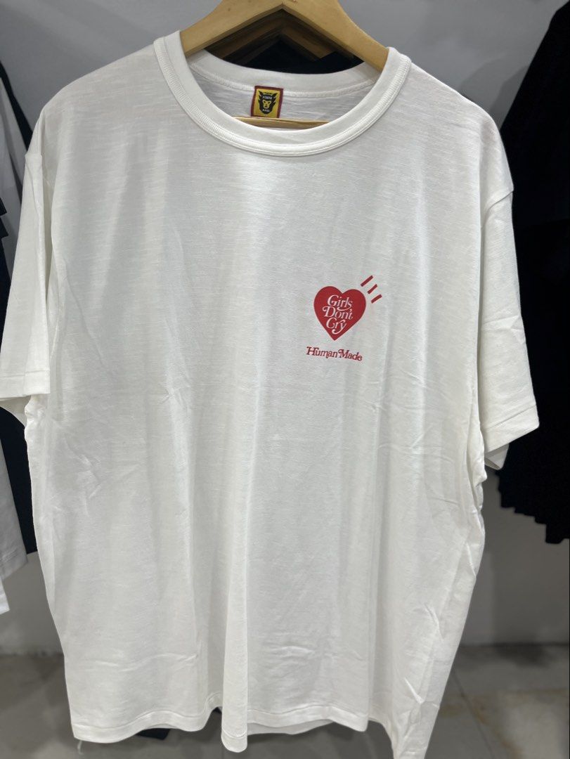 Human made (Category: Tshirts & Polo Shirts ) located in Caloocan City. Submitted by style_hoods (Listing ID 1470236806, Image 1). Description: Human made Color: white Size: Large .