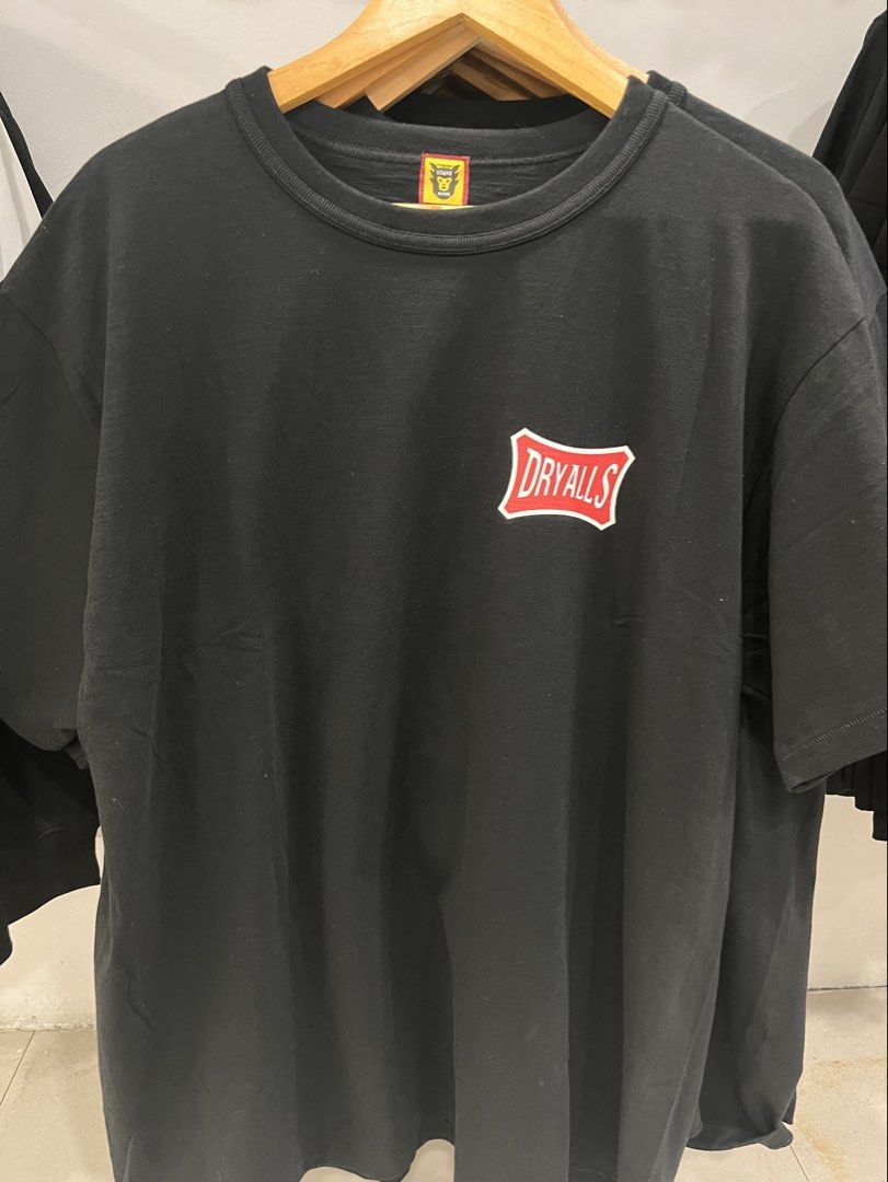 Human made (Category: Tshirts & Polo Shirts ) located in Caloocan City. Submitted by style_hoods (Listing ID 1470237541, Image 1). Description: Human made Color: black Size: large Simple design front in back .