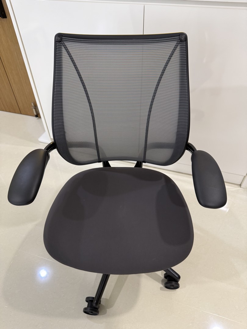 Humanscale Samrt Humanscale Liberty Ergonomic Office Chair, Furniture & Home Living ...