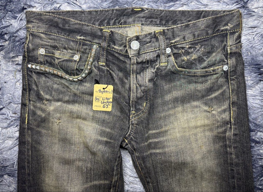 Hysteric Glamour (Category: Activewear) located in Legazpi City. Submitted by thesource052 (Listing ID 1470293485, Image 3). Description: Hysteric Glamour Size: -28- 30 (womens) Length: 40” inches Leg opening: 6.5” Stretchable Excellent condition .