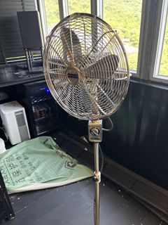 （分類：）位於 。 由 crwjsl 提交（商品編號 1470159247，圖片 1）。簡介： 。