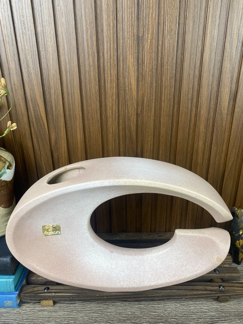 Infinite C Vase (Category: Vases & Decorative Bowls) located in Pasay City. Submitted by thepickypicker (Listing ID 1470178534, Image 3). Description: Infinite C P980 Size: 7 3/8 tall, 12 5/8 wide *has crack at the sticker.