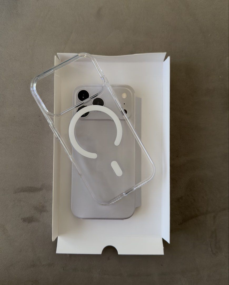 INFINITY ZECL 18 Pro Clear Case (Category: iPhone 18 Series) located in Paranaque City. Submitted by kinhy.a (Listing ID 1470188636, Image 3). Description: original price: QAR 79 = ₱1,379.90 rfs: duplicated.