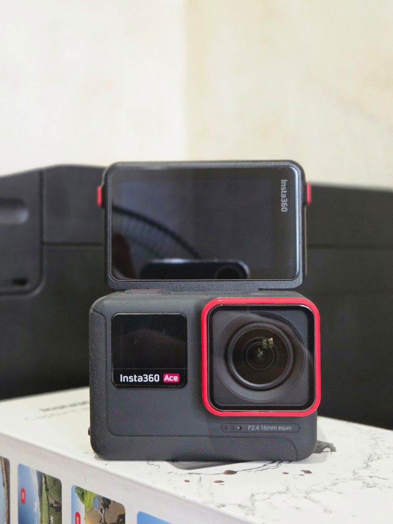 Insta360 Ace (Category: Video Cameras) located in Manila. Submitted by rijeltayag (Listing ID 1470193664, Image 3). Description: Insta360 Ace 📷 Price: 10,000 Reason for selling: Upgrade Condition: - Good as new - With little to no scratches and no dents Inclusions: • Box and Manual • Case • 2 Extra Insta360 Ace Batteries • aMagsin Charging Case • Telesin Mini Tripod • Tempered Glass Installed on the Unit Mode of Payment (Payment First): • Gcash 