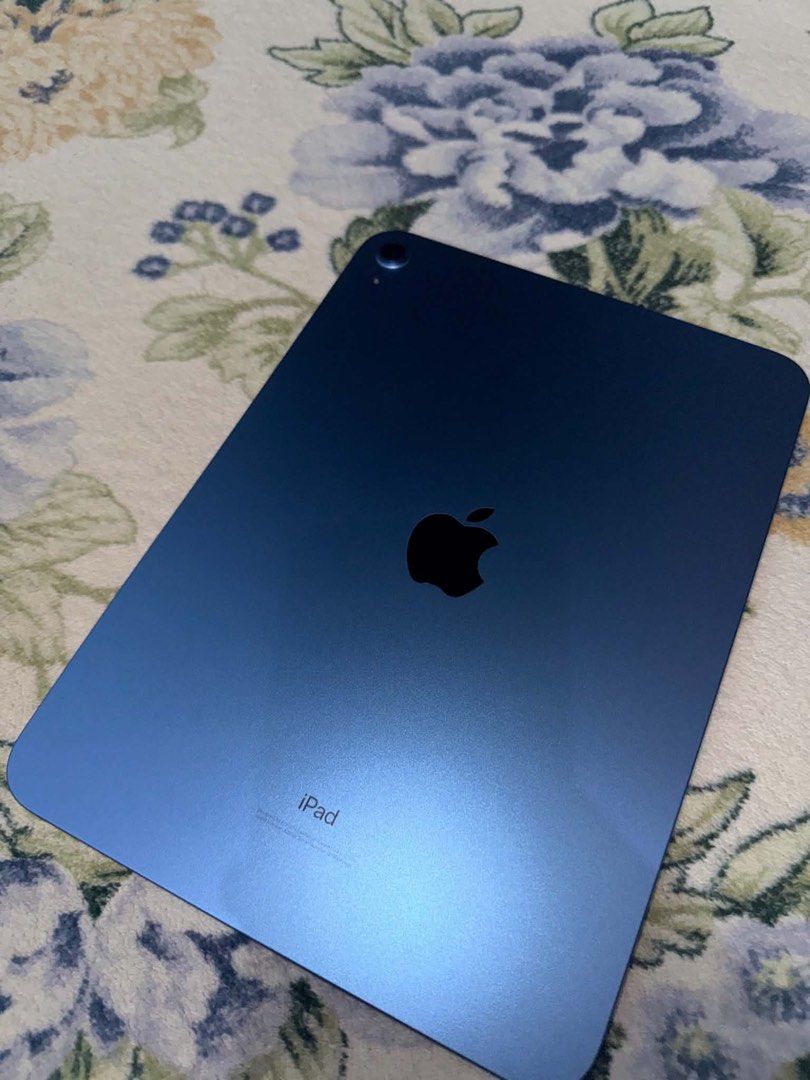 Ipad 10th Gen (Category: Laptops & Notebooks) located in Manila. Submitted by wildturtle_2f1141 (Listing ID 1470248739, Image 3). Description: 📱 FOR SALE: iPad 10th Gen (64GB / Wi-Fi Only / Blue) 💙 💰 Price: ₱18,000 ✨ Condition: Slightly used, looks brand new! No scratches, no dents, and no issues. Everything works perfectly. 🔍 Verified via Serial Check: ✅ PH unit, purchased August 2024 ✅ Not refurbished, not a replacement, not a demo unit ✅ V