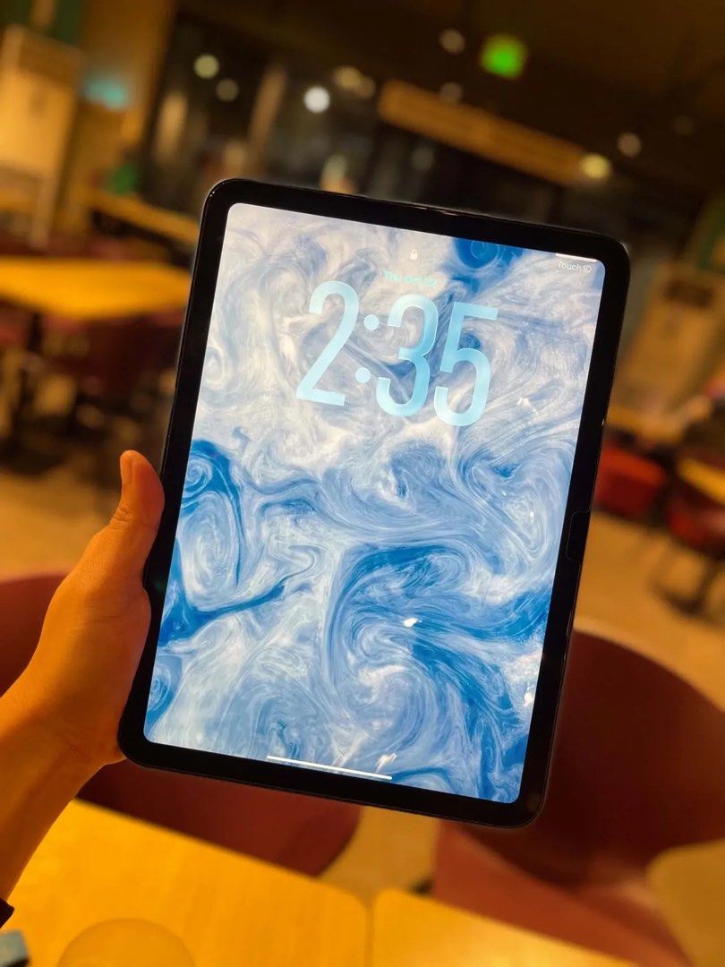 iPad 11th Gen (A16) with Apple Pencil ✨ (Category: iPad) located in Manila. Submitted by kai_2819 (Listing ID 1470332619, Image 2). Description: iPad 11th Gen (A16) with Apple Pencil ✨ • 97% Battery health • 128gb • No repair history • No issue Inclusions: • Apple Pencil • Original Cable and Adaptor Type C • Original Box Cosmetic rate - 9.9/10 📍 Meet-up: South Caloocan/Monumento.