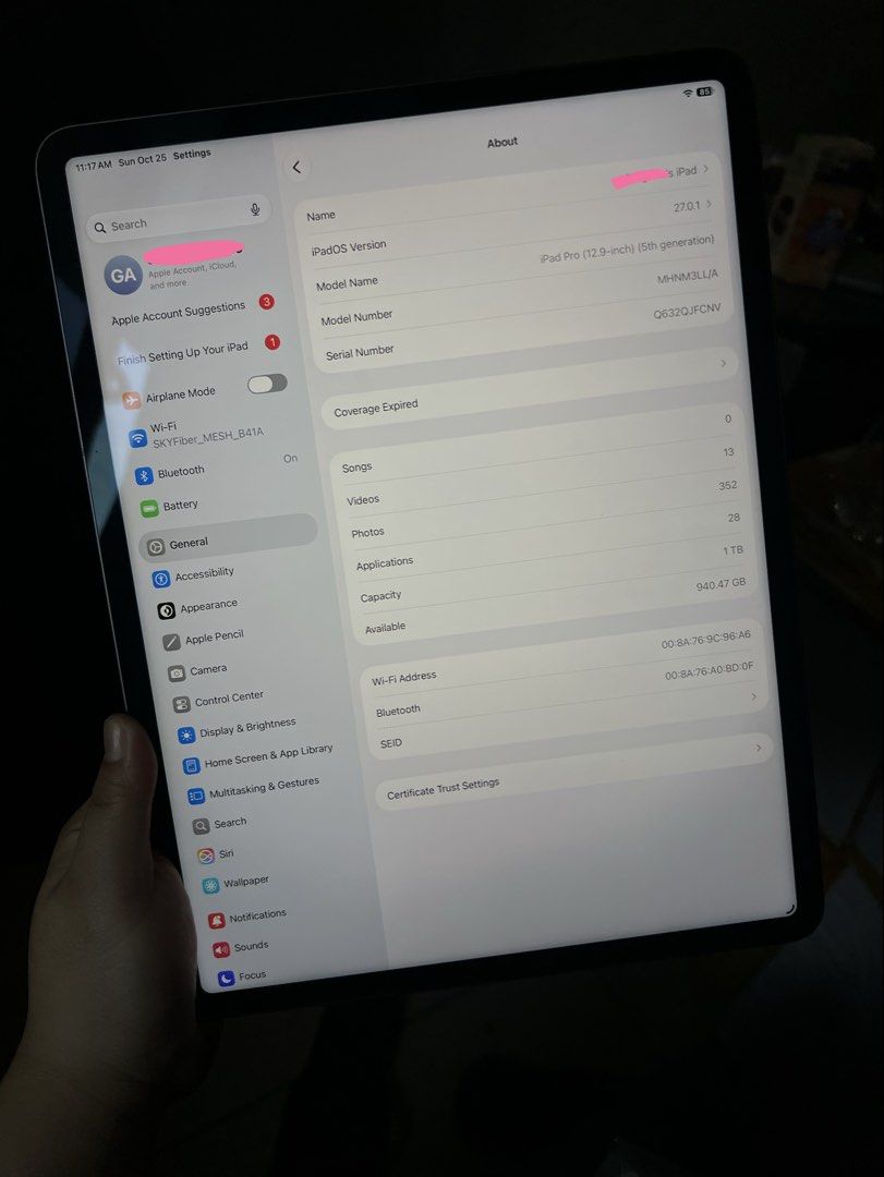 IPAD PRO 5TH GEN (12.9INCH) (Category: iPad) located in Manila. Submitted by declutterwtcami (Listing ID 1470171561, Image 3). Description: IPAD PRO [5TH GEN— 12.9INCHES] 1TB pm me to discuss pricing :) RFS: upgrade.