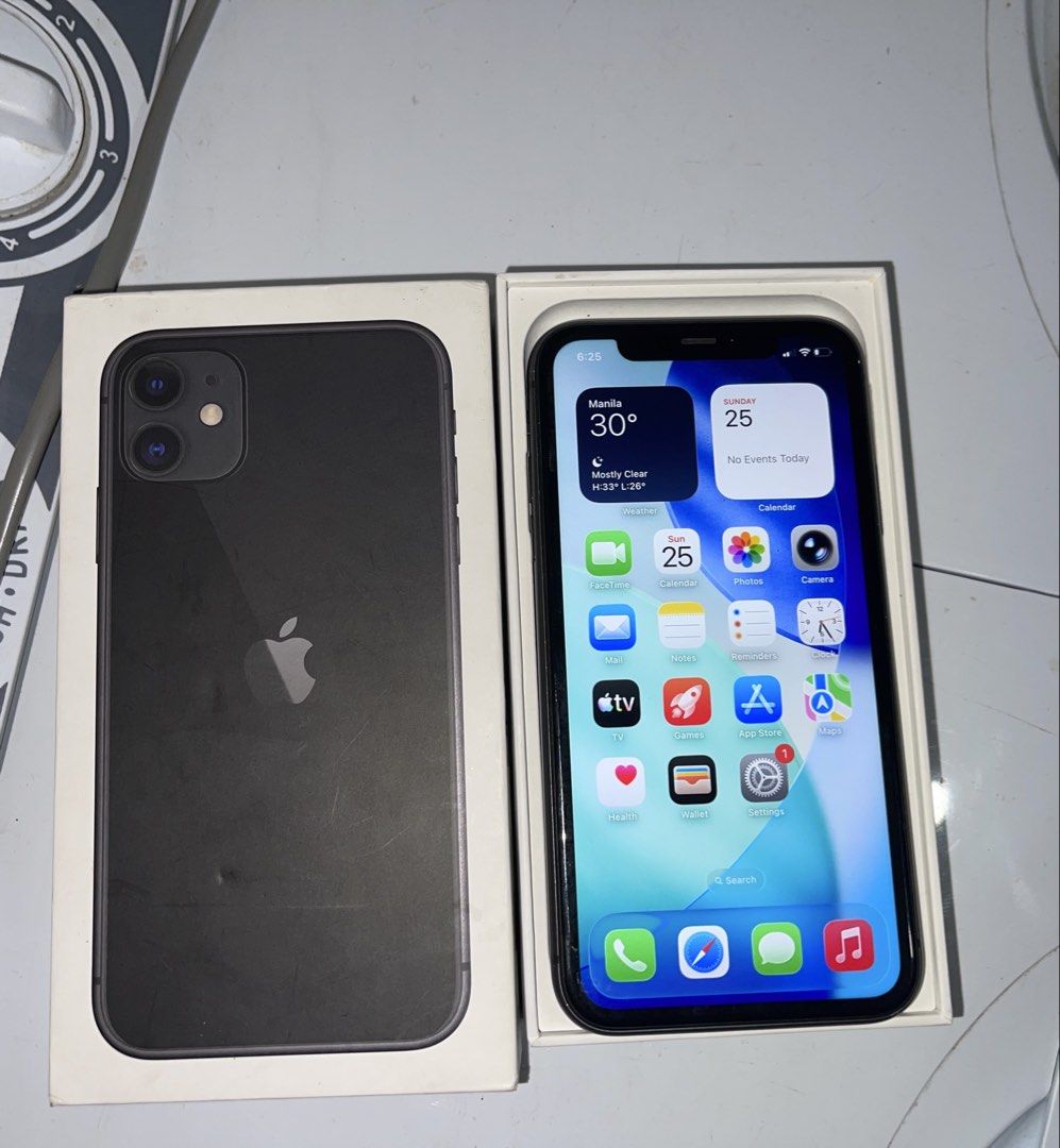 iphone 11 128gb (Category: iPhone 11 Series) located in Manila. Submitted by creasy.com (Listing ID 1470259090, Image 1). Description: for sale ! iphone 11 128gb face id working truetone working anysim ntc approved 72bh(Original Battery) the rest original parts na wala pangnapalitan na parts unli check unli reset issue:onting paint chips lang sa palibot ng camera Inclusion unit/case/orig box .
