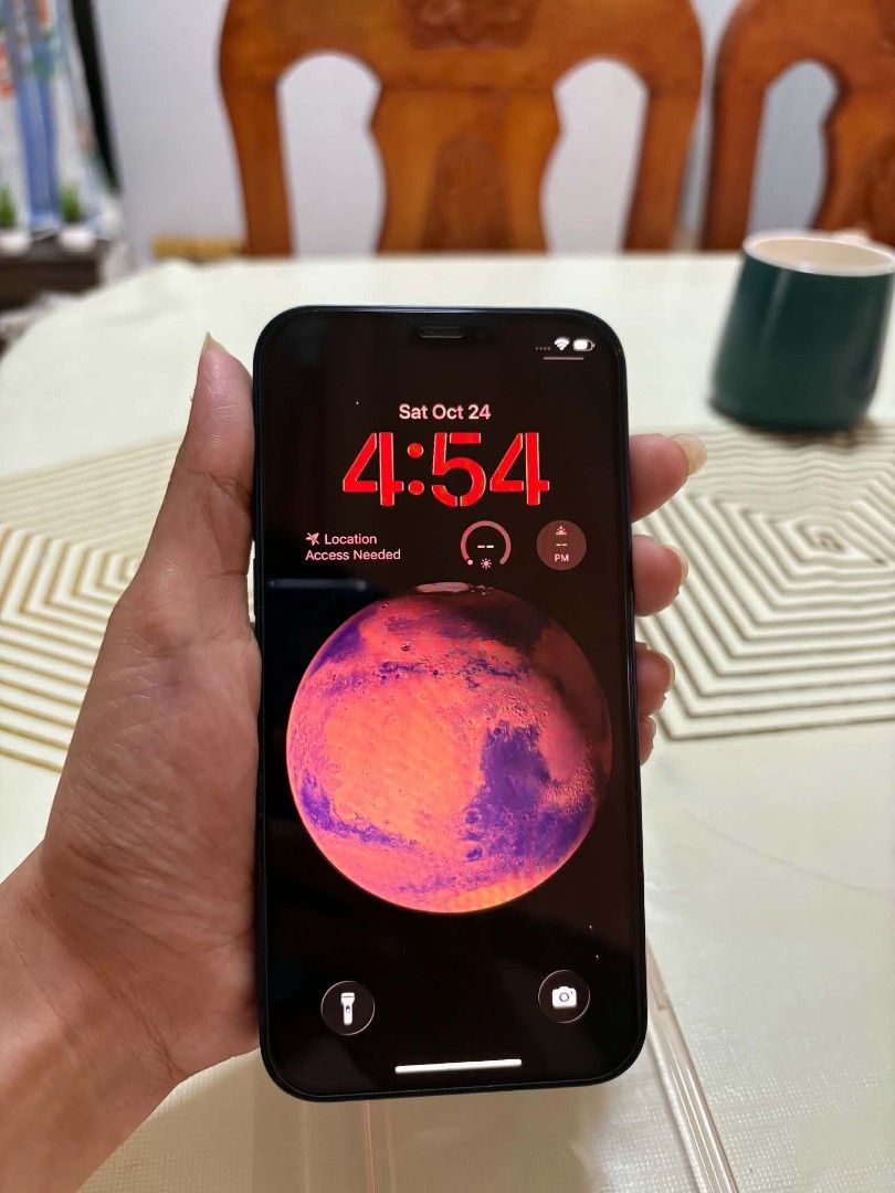 iphone 12 (Category: iPhone 12 Series) located in Las Pinas. Submitted by cdette786 (Listing ID 1470178575, Image 3). Description: 64 gb 78 batt health orig battery matagal padin malobat open line no issue check to sawa with case and naka tempered .