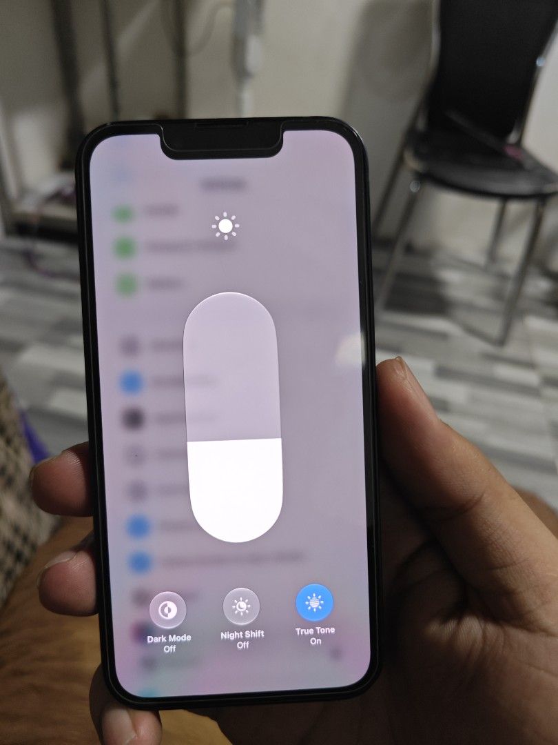 Iphone 13 Mini 256 ZP/A (Category: iPhone 13 Series) located in San Pedro. Submitted by miguel0803 (Listing ID 1470348167, Image 2). Description: Iphone 13 Mini 256gb NTC ZP/A variant 5.4 inch phone 13000 only panalo kana rito scratch on screen and dents ayan lang issue pero overall performance wala Newly replaced battery (kakareplace lang 2 days ago) working true tone face id replaced batt lang can do meetup binan san pedro alabang, or munti.