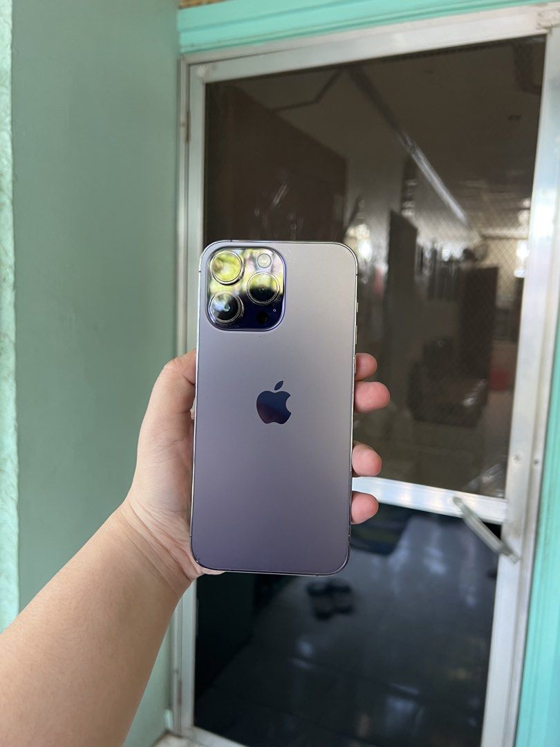iPhone 14 Pro Max 256gb (Category: iPhone 14 Series) located in Quezon City. Submitted by cmh0122 (Listing ID 1470194438, Image 1). Description: Price is fixed. No more haggling. Details: • 256gb • 75% Battery Health • No replaced parts • Can use any SIM • No functional issues • Just some minimal scratches on the body frame • Original Box • Original Cord Bundle with my iPad listing, ₱51,000. .