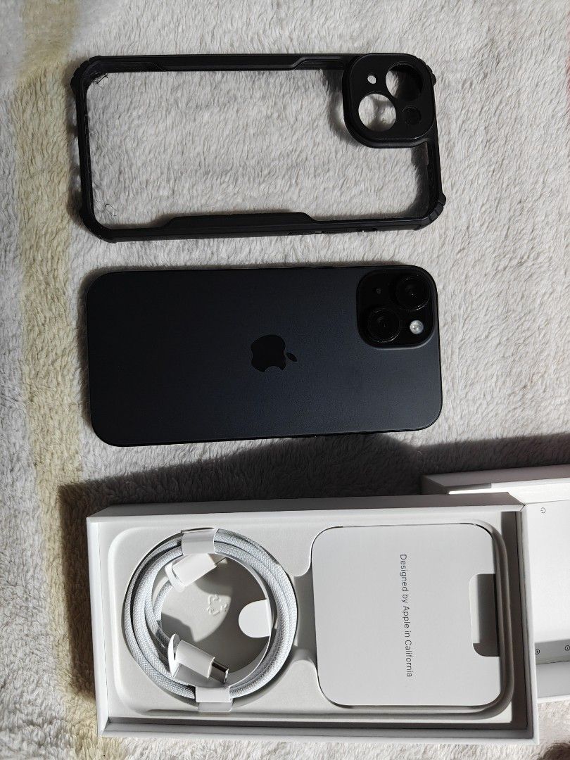 Iphone 15 (Category: iPhone 15 Series) located in Zamboanga. Submitted by namesurnam05017 (Listing ID 1470174731, Image 3). Description: 100% batt health no issues with box and unused cord free casing.