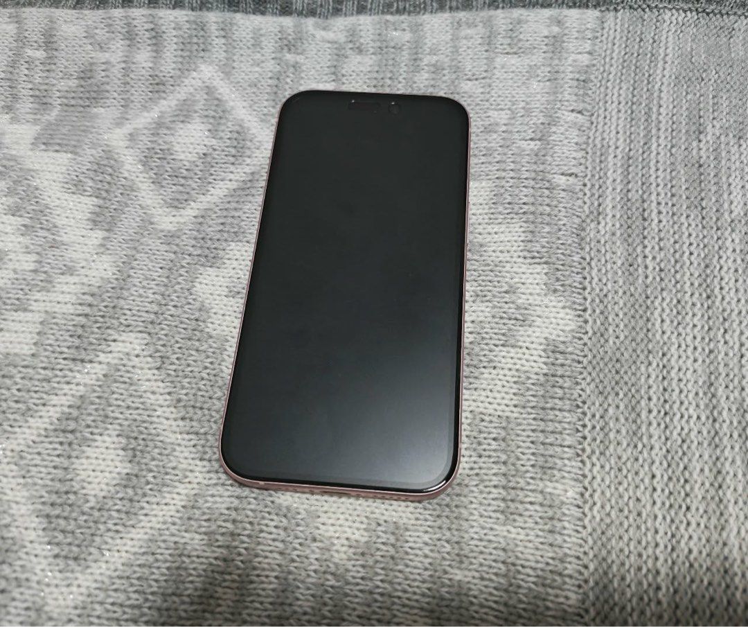 Iphone 15 Pink 256gb (Category: iPhone 15 Series) located in Manila. Submitted by cutiesquirrel.0717 (Listing ID 1470298030, Image 2). Description: Lady-owned phone 83% Batt Health No issue No scratches New screen protector with 7 phone cases, box and original type c-apple charger. PM me for other information.