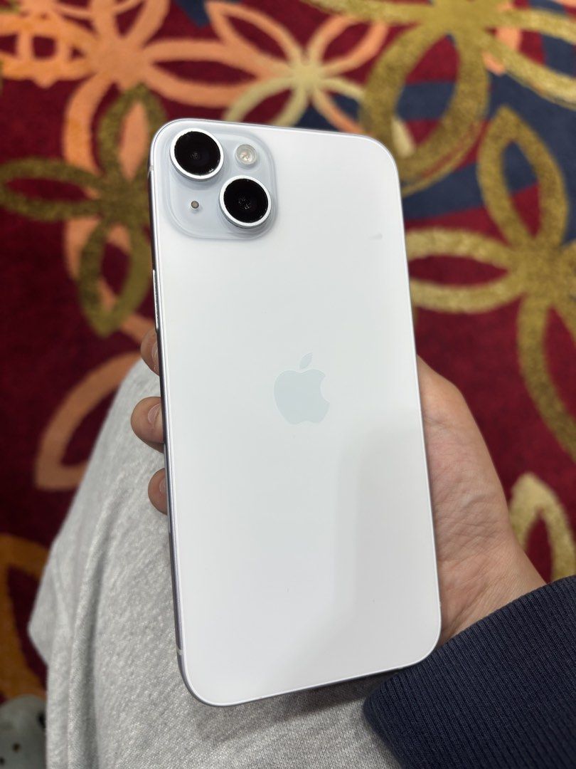 Iphone 15 Plus (Category: iPhone 15 Series) located in Valenzuela. Submitted by aliyah02 (Listing ID 1470277183, Image 1). Description: Iphone 15 plus 128gb Any sim available Battery health 84% Face ID / Truetone Unit only No issue Check to sawa sa meet up .