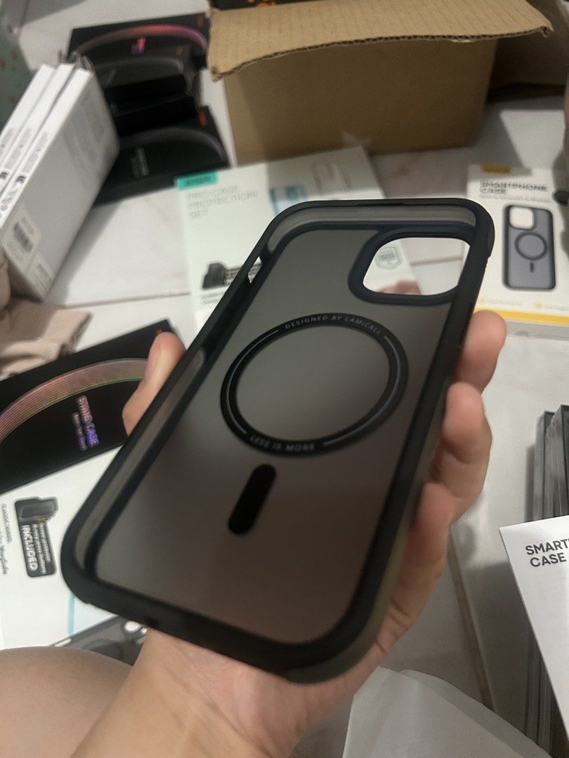 Iphone 15 Pro Lamicall Magsafe Phonecase Original (Category: Cases & Sleeves) located in Paranaque City. Submitted by fielasanik-anik (Listing ID 1470344422, Image 2). Description: Iphone 15 Pro Lamicall Magsafe Phonecase Original - original and brandnew - With box and paper guide Mod: gcash,maya,gotyme,bpi Delivery: lalamove, grab, angkaspadala, j&t (u can choose if from baclaran or manila ang pickup point) Can meetup sa location ko, baclaran ch