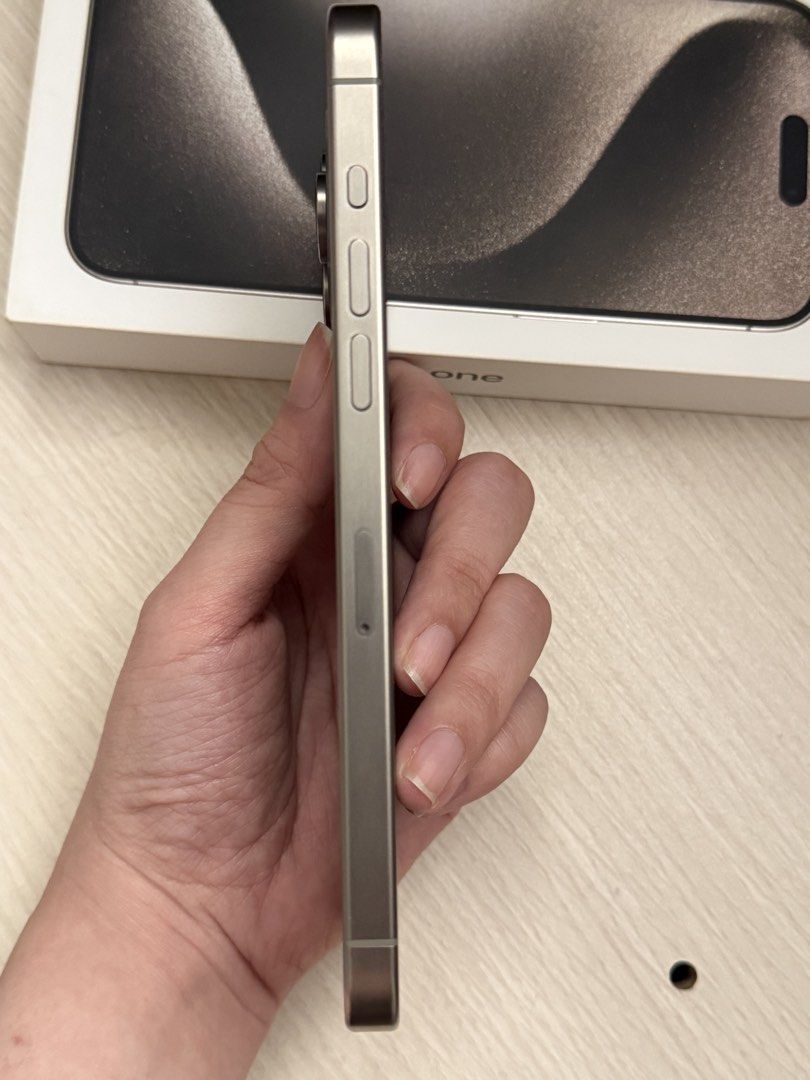 Iphone 15 Pro Max 256 Natural Titanium (Category: iPhone 15 Series) located in Las Pinas. Submitted by klainedcs (Listing ID 1470155544, Image 3). Description: WTS: iPhone 15 Pro Max 256GB Natural Titanium (Complete Box) Price: ₱38,500 (Slightly negotiable for fast transac) Quick Specs & Condition: - 256GB Storage / Natural Titanium - 100% Smooth: NO dents, NO scratches, NO issues - 84% Battery Health (Original battery, never opened/repaired) - A