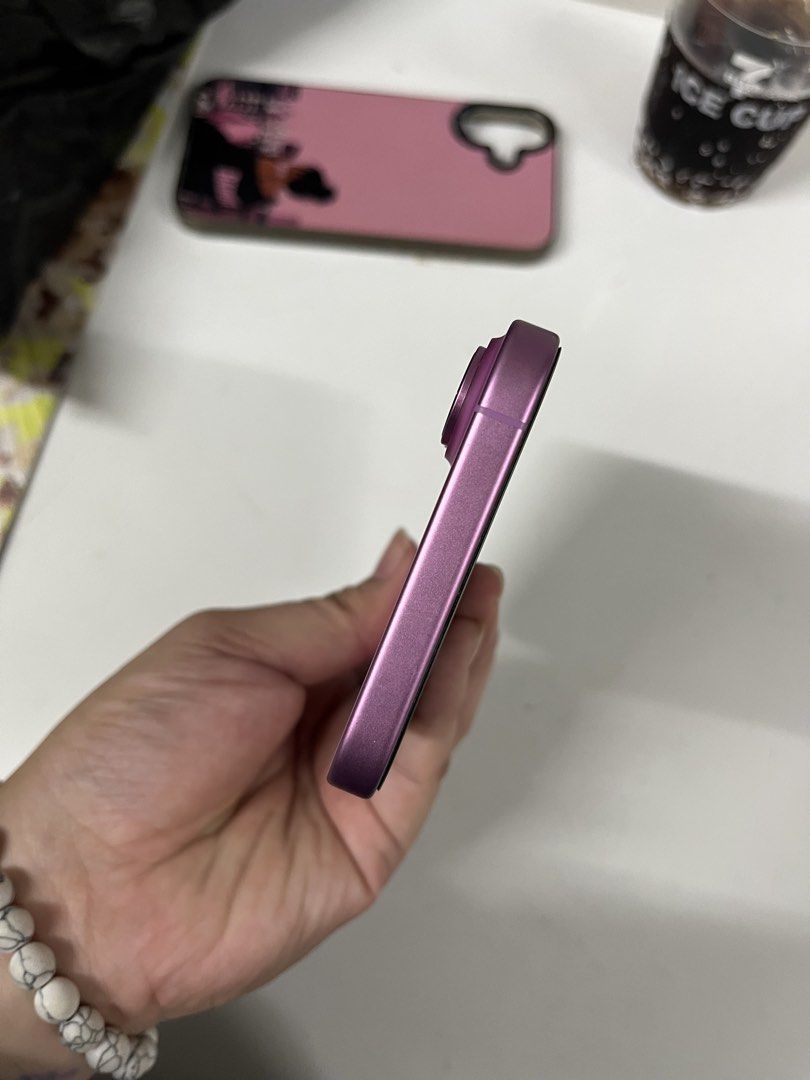 iPhone 16+ (Category: iPhone 16 Series) located in Santiago. Submitted by thriftsbyliji (Listing ID 1470244488, Image 2). Description: Model: iPhone 16+ Color: Pink Storage: 256 GB Battery Health: 100% 3 months used ✨With box ✨With receipt ✨Free adapter with original charger ✨No dents or scratches (well cared phone) ✨RFS: Need funds Price is negotiable. .