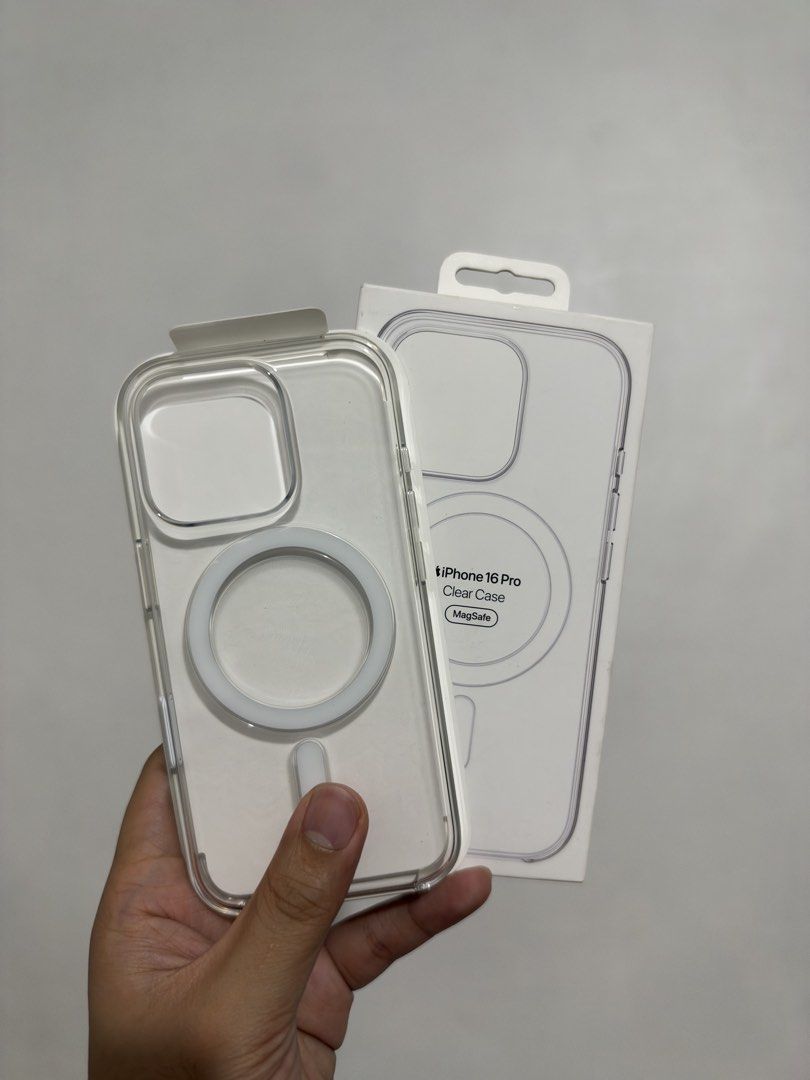 iPhone 16 Pro Clear Case (Category: Cases & Sleeves) located in Quezon City. Submitted by Michaelcastro (Listing ID 1470171246, Image 1). Description: - Good condition, Used once only. - Original .