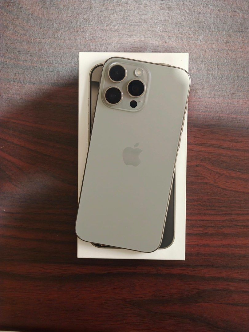 Iphone 16 Pro Max 256gb (Category: iPhone 16 Series) located in Manila. Submitted by heyitsclaudeee (Listing ID 1470179638, Image 3). Description: Battery Health is 89% No scratches Negotiable With box and cable.