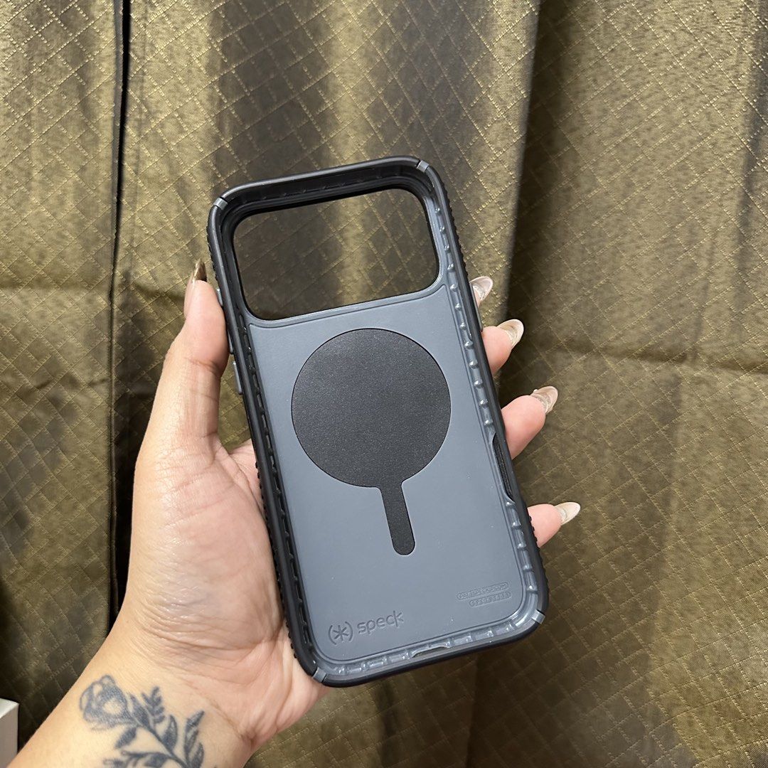 iPhone 17/18 Pro Max (Original Used Speck Casing) (Category: Cases & Sleeves) located in Pasig City. Submitted by loveyyy08 (Listing ID 1470297260, Image 3). Description: Original Speck Casing For iPhone 17/18 Pro Max Used twice only RFS: Decided to switch to pro only 📍Location: Pasig Lifehomes 🛵Delivery: Same day delivery/LBC only 💰Mode of Payment: Cash/Bank Transfer .