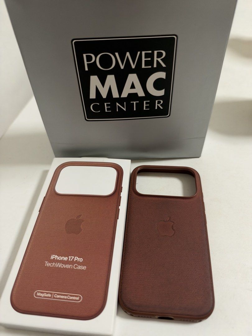 Iphone 17/18 pro techwoven case (Category: Cases & Sleeves) located in Manila. Submitted by mark021210 (Listing ID 1470280898, Image 1). Description: Apple Techwoven case original astig to sa 18 pro na burgundy.