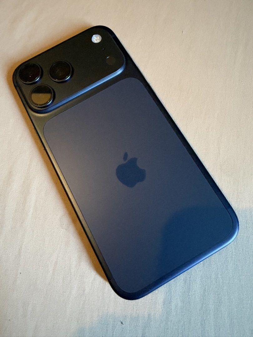 iPhone 17 Pro Max 512GB Deep Blue | ONLY 8 CYCLE COUNT | Complete w/ Receipt (Category: iPhone 17 Series) located in Makati City. Submitted by carlsenson (Listing ID 1470149181, Image 1). Description: iPhone 17 Pro Max 512GB Deep Blue | ONLY 8 CYCLE COUNT | Complete w/ Receipt Price: ₱83,990 - Negotiable Bought from Digimap on October 2, 2026 Reason for sale: Upgrade The phone is in perfect, looks brand-new condition and has been used with a case
