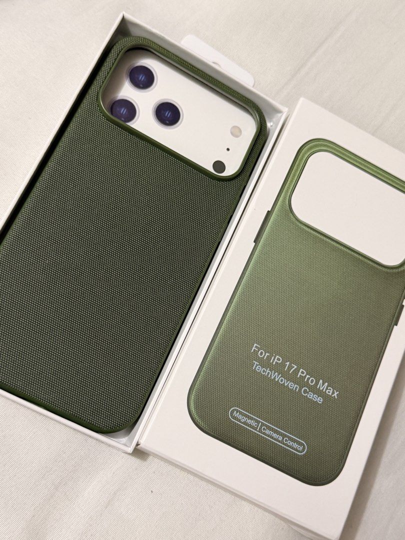 iPhone 17 Pro Max Case (Category: Cases & Sleeves) located in Cavite. Submitted by innahmoratha (Listing ID 1470250248, Image 2). Description: One time lang mga nagamit kung pano binili ganun padin 799 lang for 2 na !!! Sm Bacoor Meet Up.