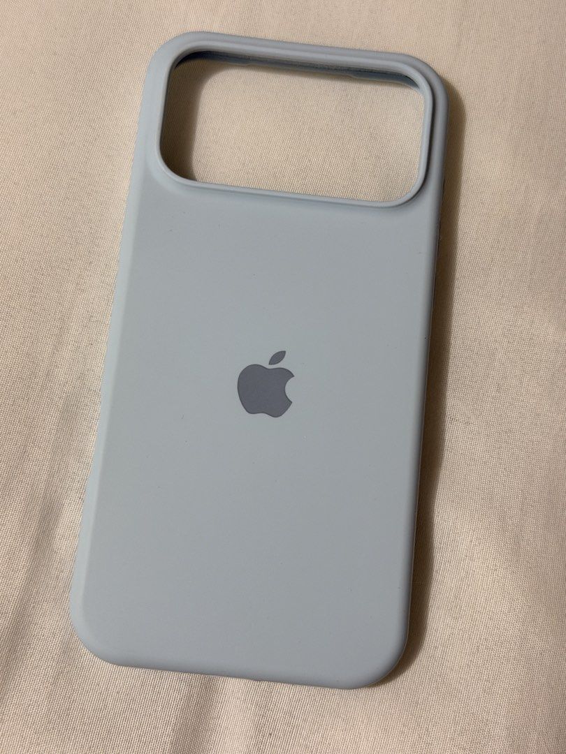 iPhone 17 Pro Max Case (Category: Cases & Sleeves) located in Cavite. Submitted by innahmoratha (Listing ID 1470250534, Image 3). Description: 699 Take All Na !!!! Sm Bacoor Meet Up.