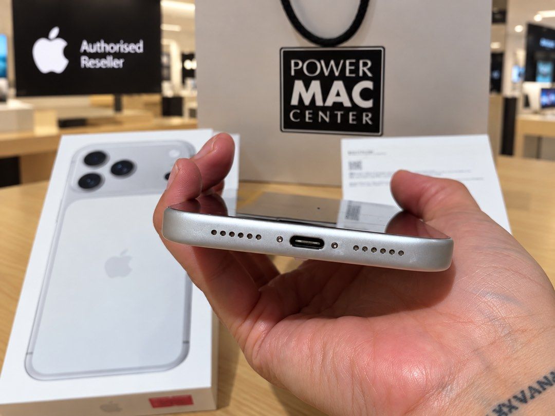 IPhone 17 ProMax in Silver (Category: E-Readers) located in San Pedro. Submitted by cathy_paras (Listing ID 1470322058, Image 3). Description: 📱 FOR SALE: iPhone 17 Pro Max 256GB — SILVER 🤍✨ 💾 256GB Storage 🔓 Factory Unlocked 🇵🇭 NTC Approved 🔋 91% Battery Health 📦 Complete Original Package 💯 98% Smooth — may minimal mark lang from the case ✅ No Issues 🛠️ No History of Repair 🔍 Check & Reset All You Want! 📍 Location: San Pedro, Laguna 