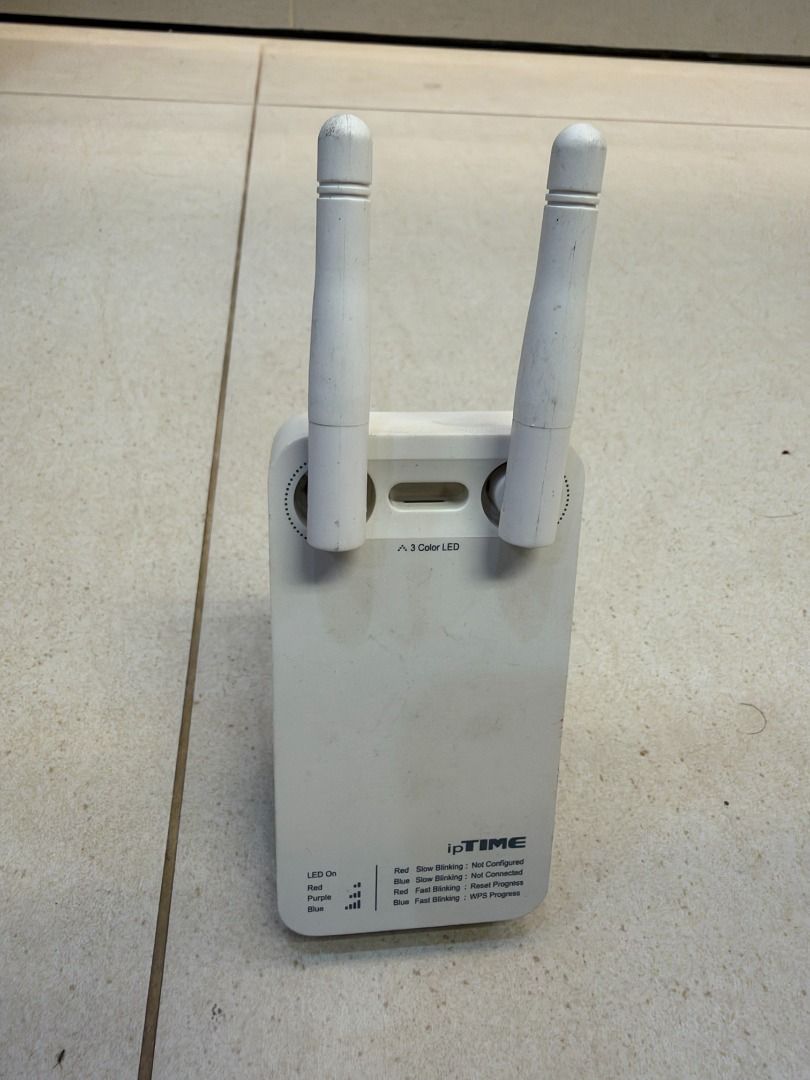 ipTIME Extender-N3 WiFi Range Extender (Korean Brand) (Category: Networking) located in Pasig City. Submitted by lhj0981olx (Listing ID 1470275401, Image 1). Description: For sale: ipTIME Extender-N3 WiFi Range Extender, white. Popular Korean networking brand (EFM Networks). Features: - Extends 2.4GHz WiFi coverage, up to 300 Mbps - 2 external adjustable antennas - LAN port (can be used as wired adapter) - 3-color signal strength LED - WPS one-bu