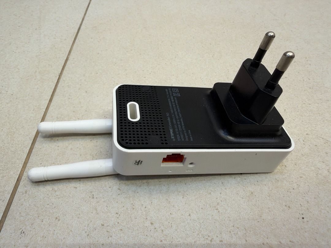 ipTIME Extender-N3 WiFi Range Extender (Korean Brand) (Category: Networking) located in Pasig City. Submitted by lhj0981olx (Listing ID 1470275401, Image 2). Description: For sale: ipTIME Extender-N3 WiFi Range Extender, white. Popular Korean networking brand (EFM Networks). Features: - Extends 2.4GHz WiFi coverage, up to 300 Mbps - 2 external adjustable antennas - LAN port (can be used as wired adapter) - 3-color signal strength LED - WPS one-bu