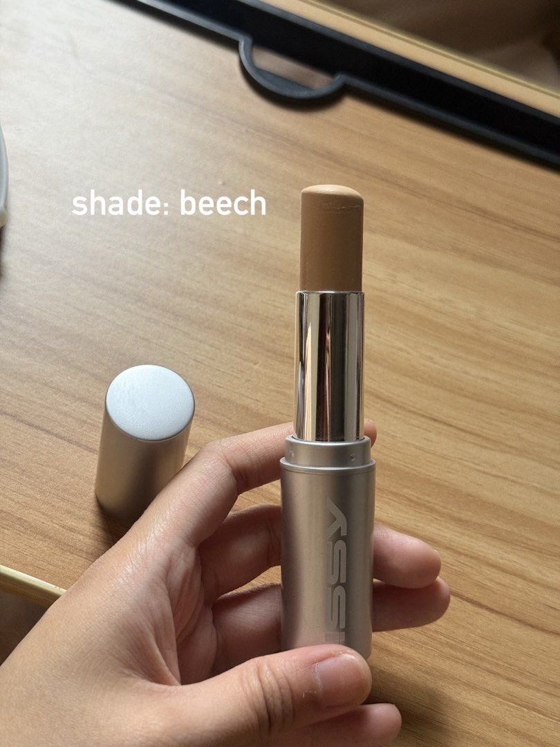 Issy Active Skin Stick - Beech and Honey (Category: Makeup) located in Cainta. Submitted by jvee_05 (Listing ID 1470221167, Image 3). Description: Beech- 150 Honey- 120 250 for both..