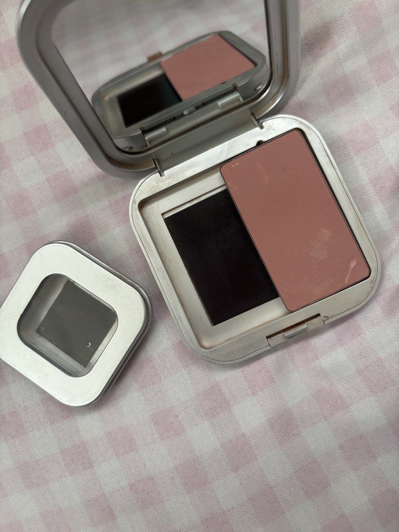 issy palette with aroused blush (Category: Makeup) located in Manila. Submitted by iyahpreloved_ (Listing ID 1470192602, Image 2). Description: barely used! - free nano palette if the palette only 150 pesos .