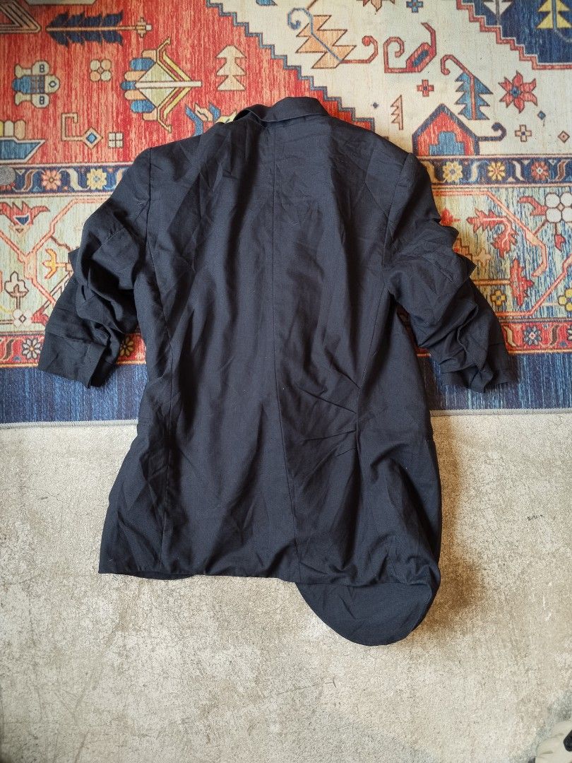 Jacquemus Les Santons De Provence Black Blazer (Category: Coats, Jackets and Outerwear) located in Pasig City. Submitted by loveforlux_2025 (Listing ID 1470236837, Image 2). Description: - Authentic Jacquemus designer blazer in a versatile black colorway - Unique front twisting drape design with structured lapels - Equipped with two flap pockets and one chest pocket - Expertly crafted in Bulgaria with premium construction - Features branded inter